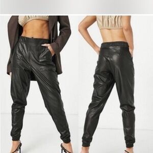 SPANX Black Cropped Faux Leather Pants Sz M